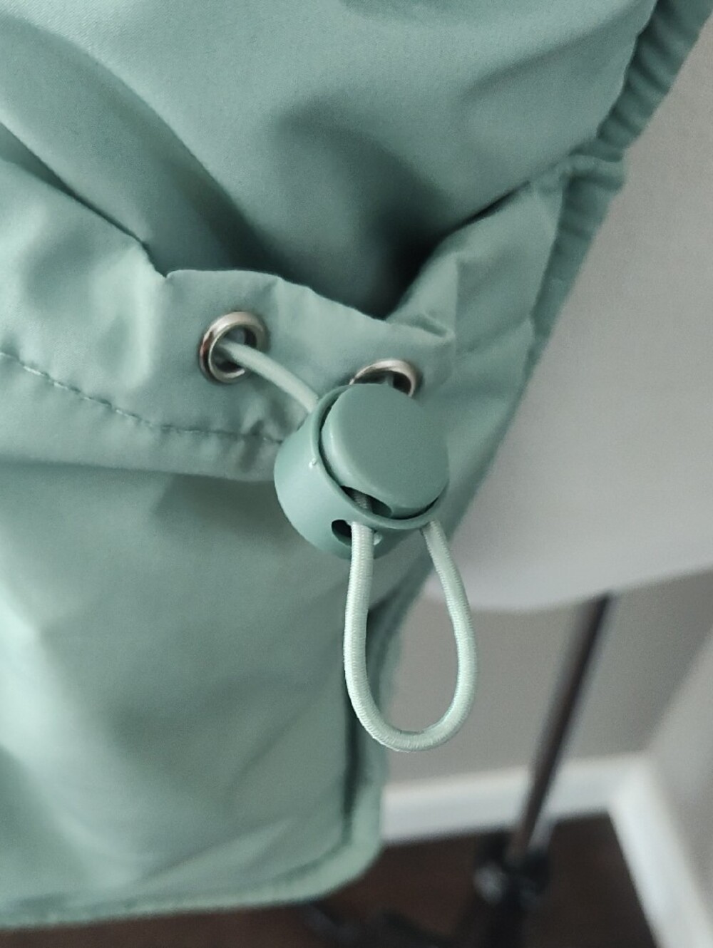 Wilo Puffy Zippered Shoulder Tote Bag in Sage Green With Extra Matching Case - Picture 6 of 16